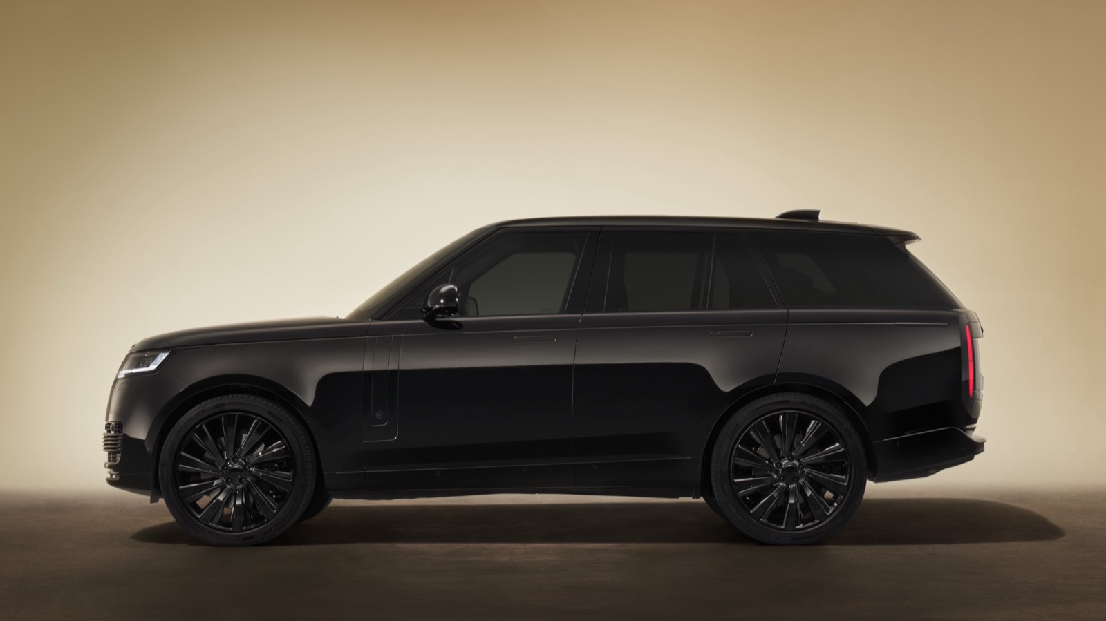Range Rover SV Black luxury SUV exterior